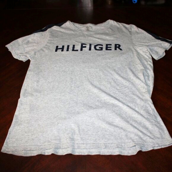 Tommy Hilfiger Gray Logo Tee w/ Black Shoulder Stripes | Designer Casual | L - Picture 1 of 5